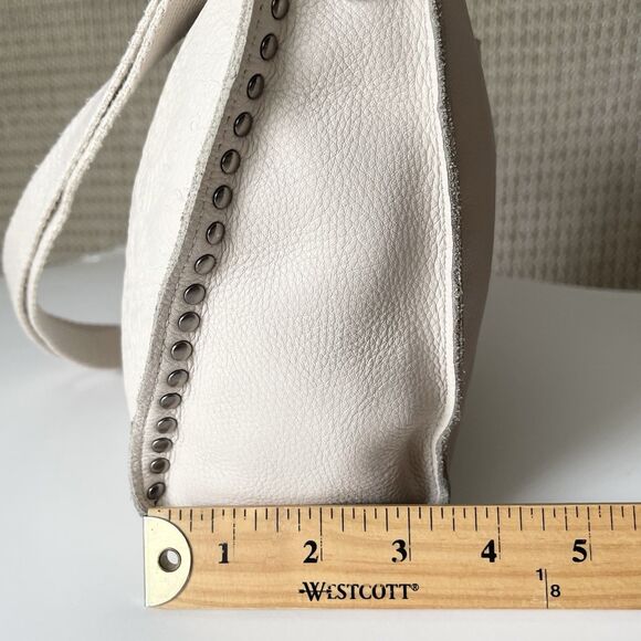 The Sak Crossbody bag Cream Soft Pebble Tooled Leather Purse Bohemian Neutral - Picture 13 of 15